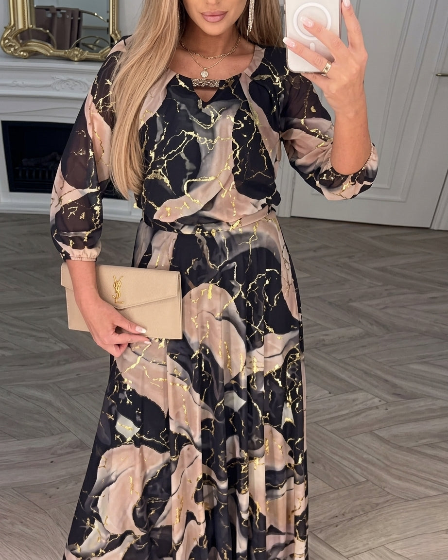 Elegant 3/4-sleeve printed waist-cinching dress