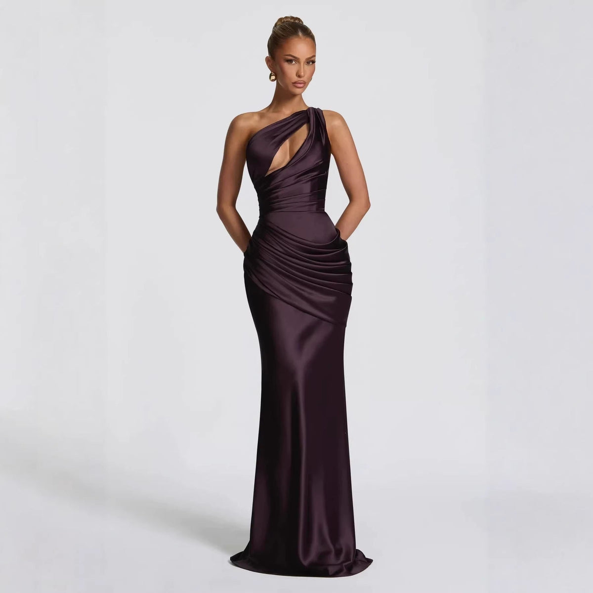 One-Shoulder Mermaid Evening Gown With Fitted Waist