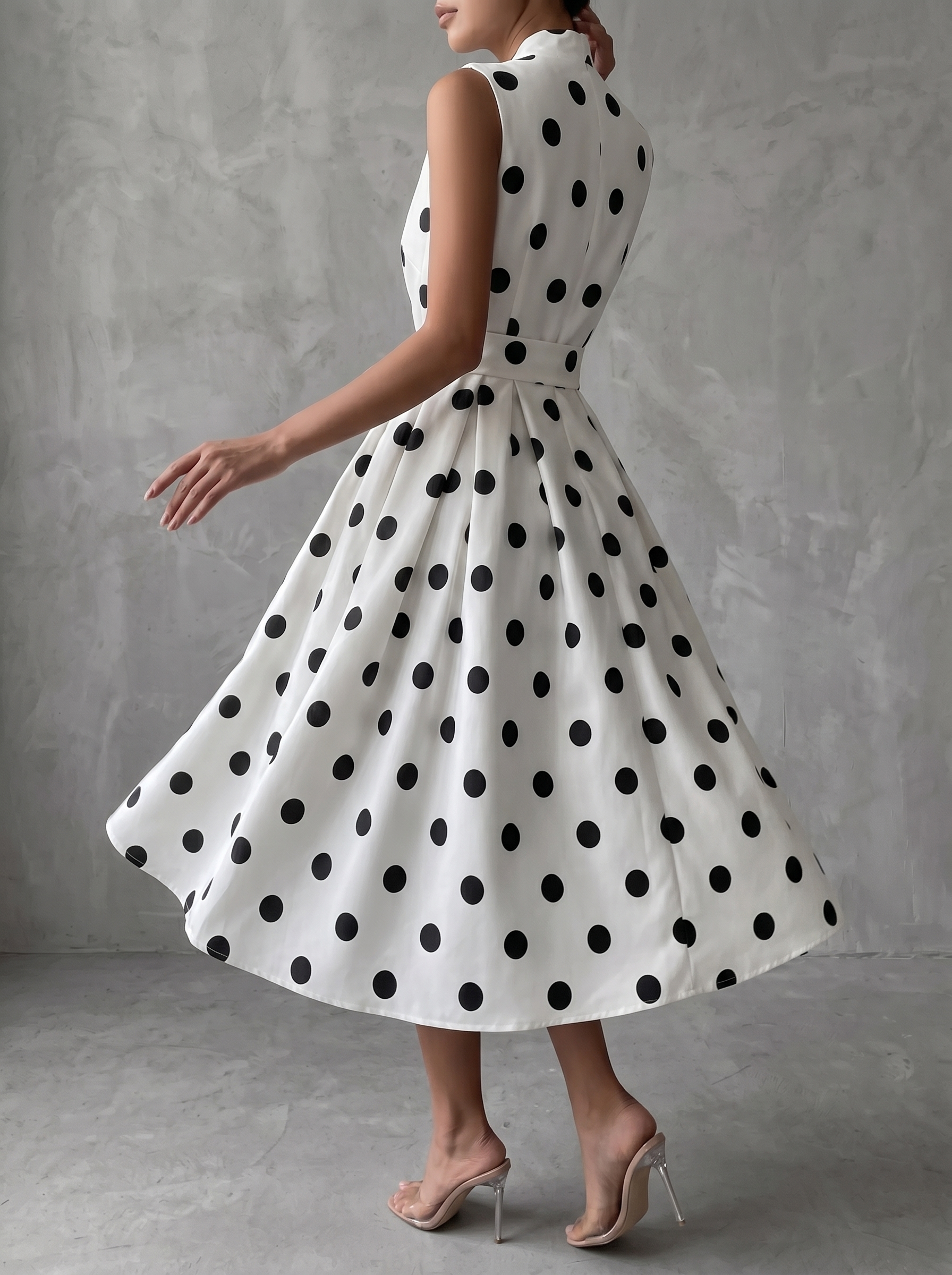 Black‑and‑White Classic Polka Dot French Sleeveless Midi Dress