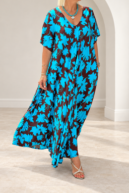 Patricia | Elegant dress with flattering tummy coverage