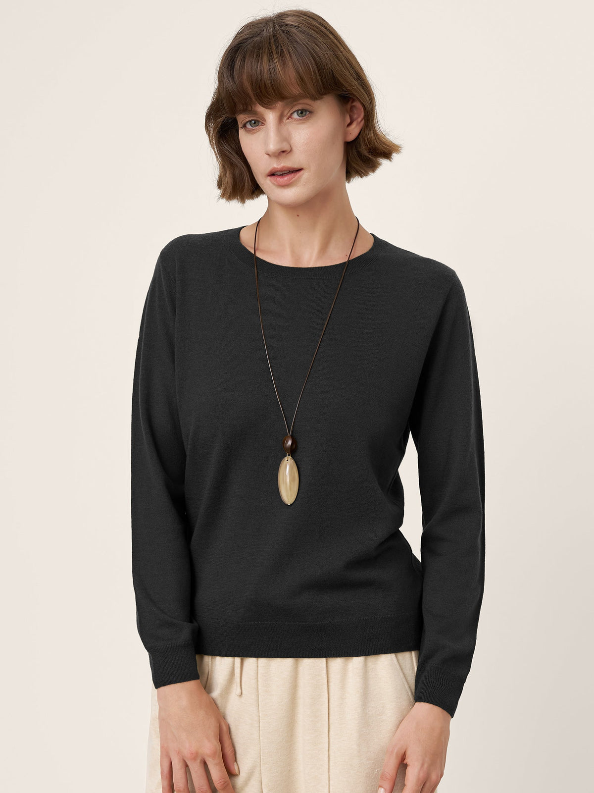 Extra-Fine Merino Wool Essential Crew Neck Knit Sweater BRIDGET
