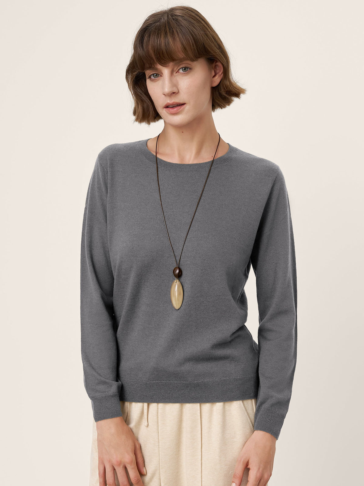 Extra-Fine Merino Wool Essential Crew Neck Knit Sweater BRIDGET
