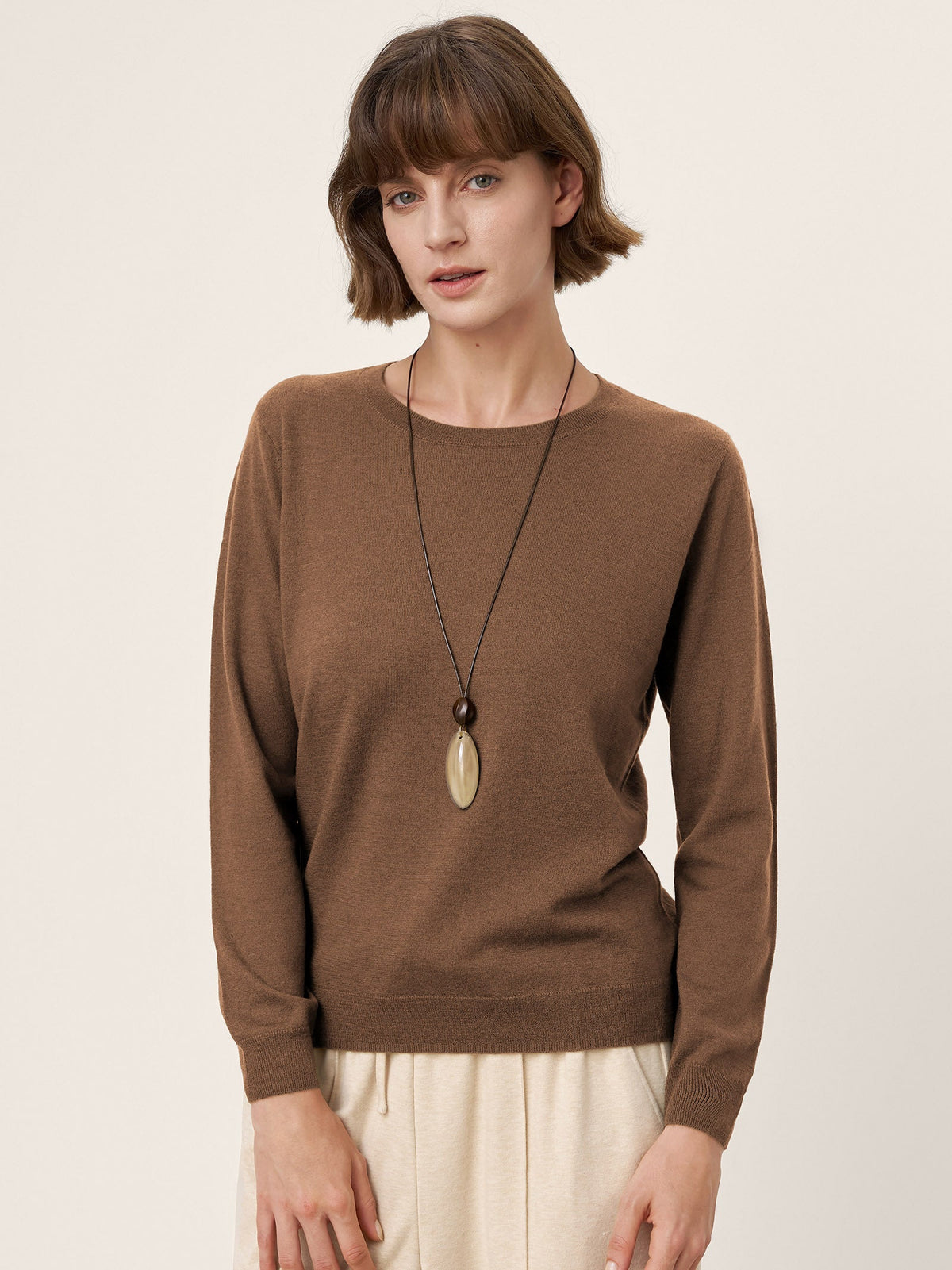 Extra-Fine Merino Wool Essential Crew Neck Knit Sweater BRIDGET