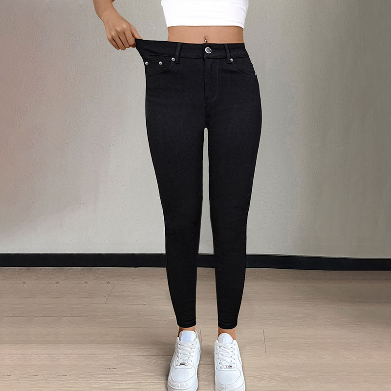 High-waisted stretchy skinny jeans