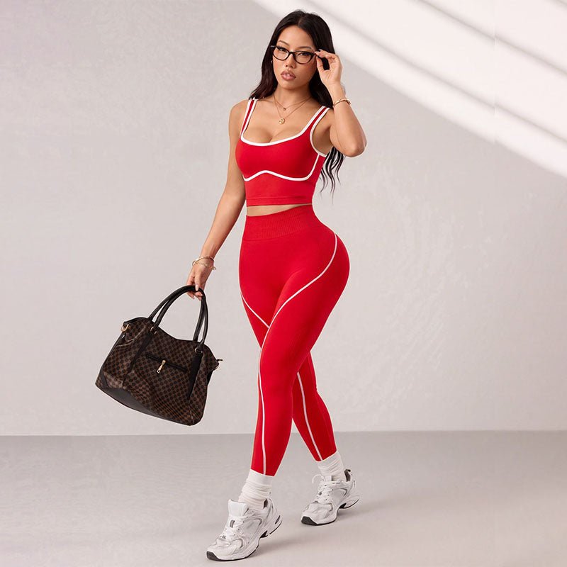 Tank top and butt-lifting leggings workout set