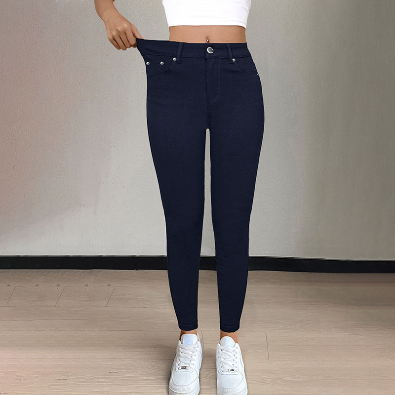High-waisted stretchy skinny jeans