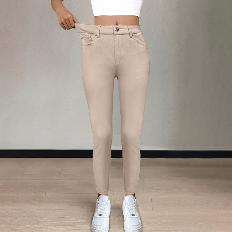 High-waisted stretchy skinny jeans