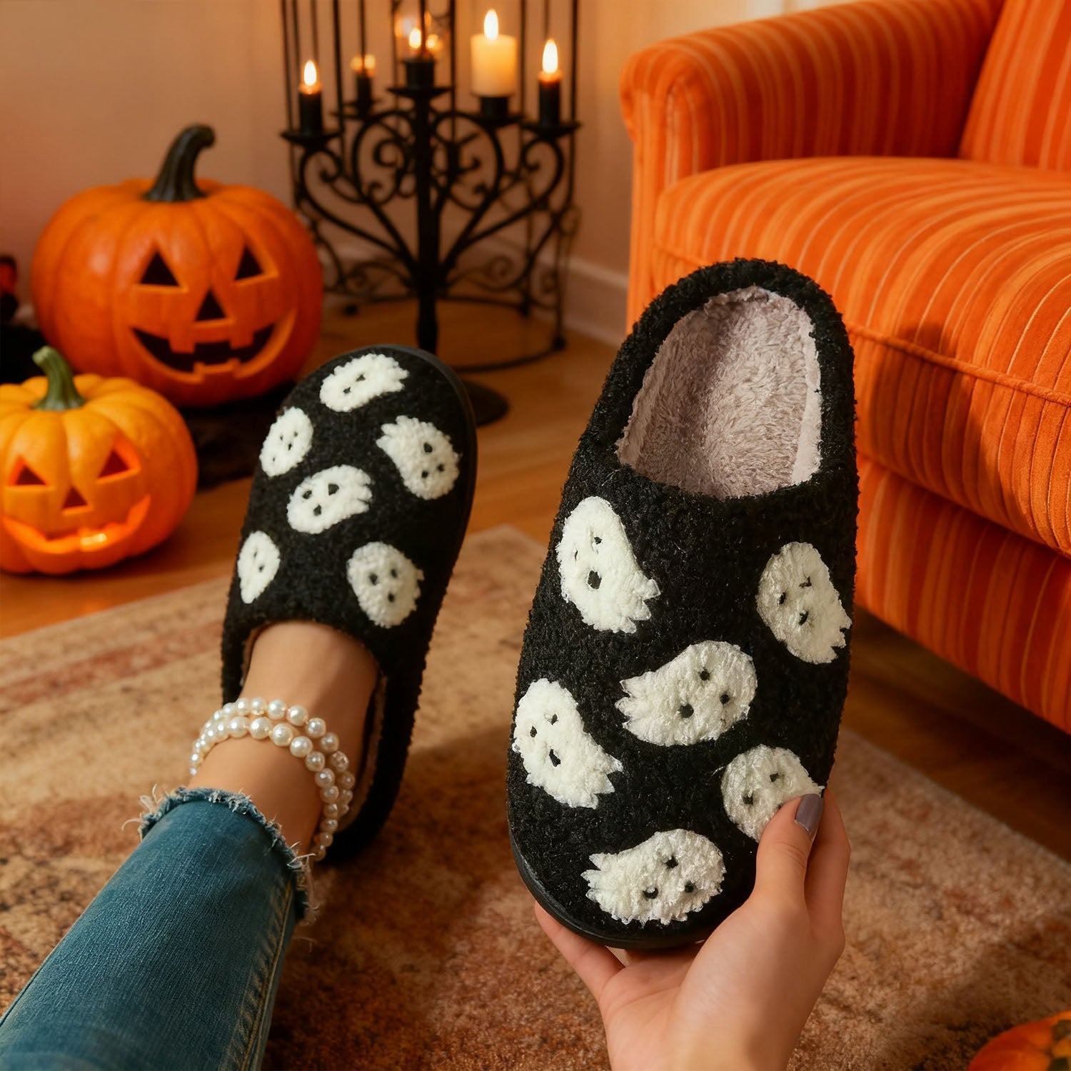 Halloween-patterned plush home slippers