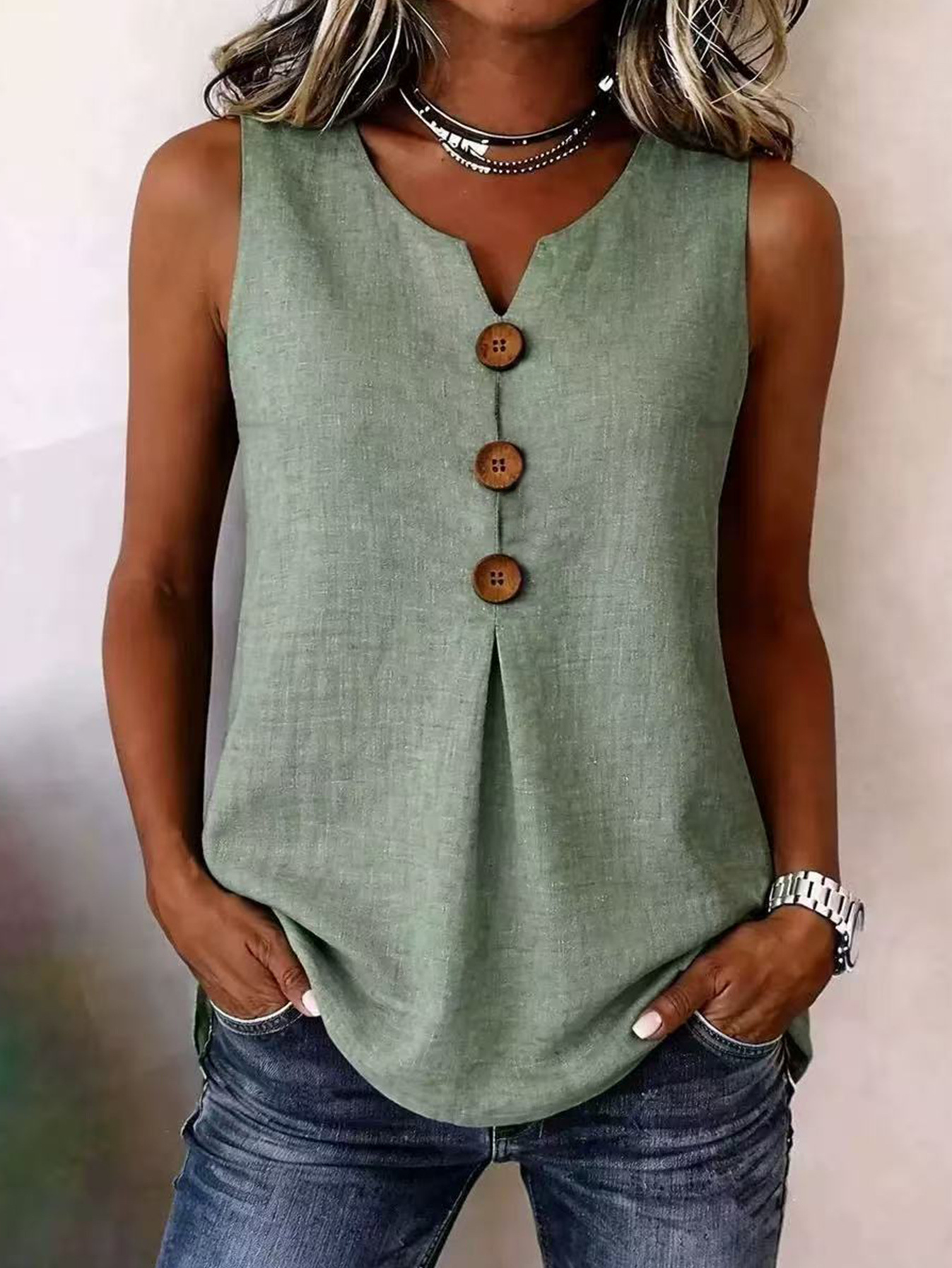 Solid Color Button V-neck Sleeveless Top