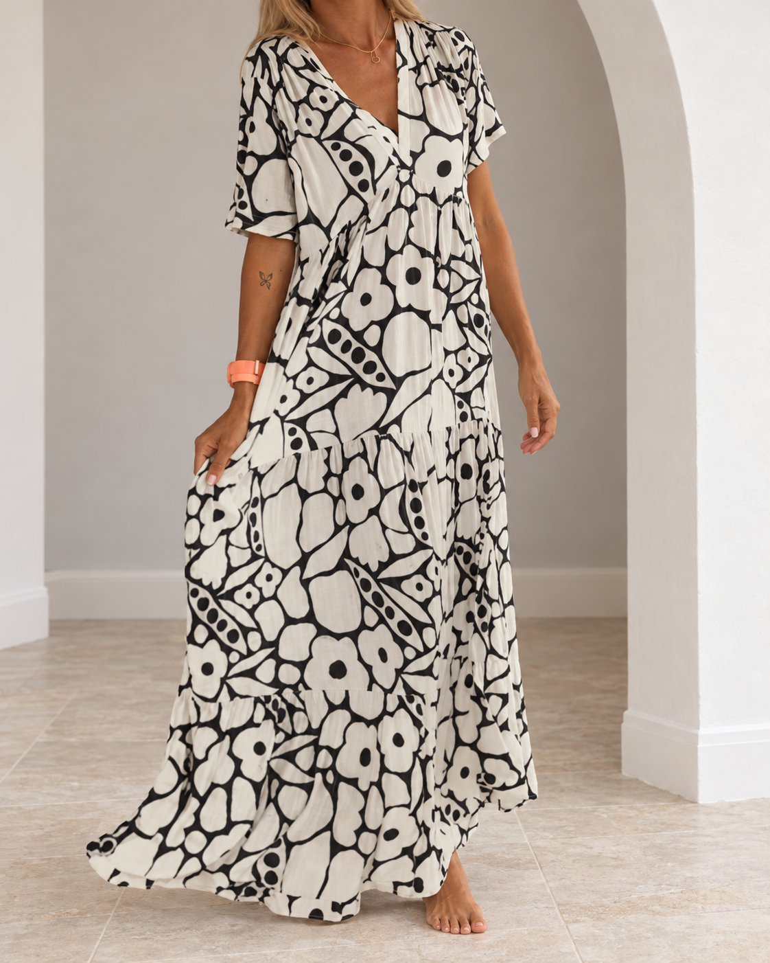 Coralie | Floral V-Neck Maxi Dress
